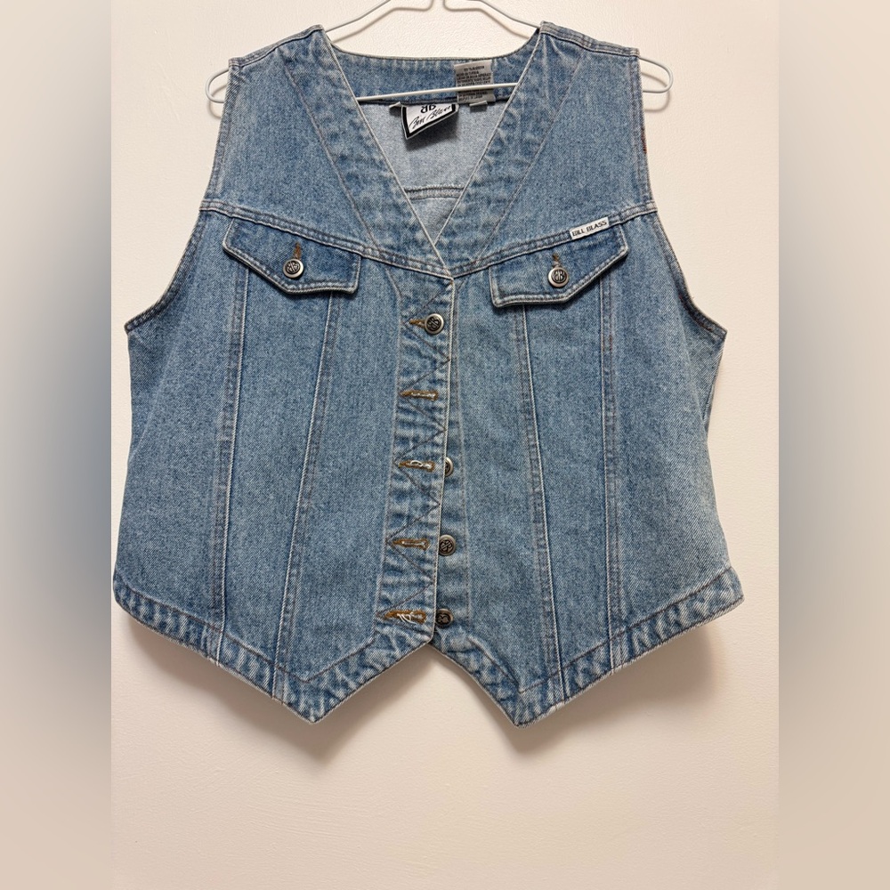 ✨Vintage✨ Bill Blass Light Blue Denim Jacket 90s